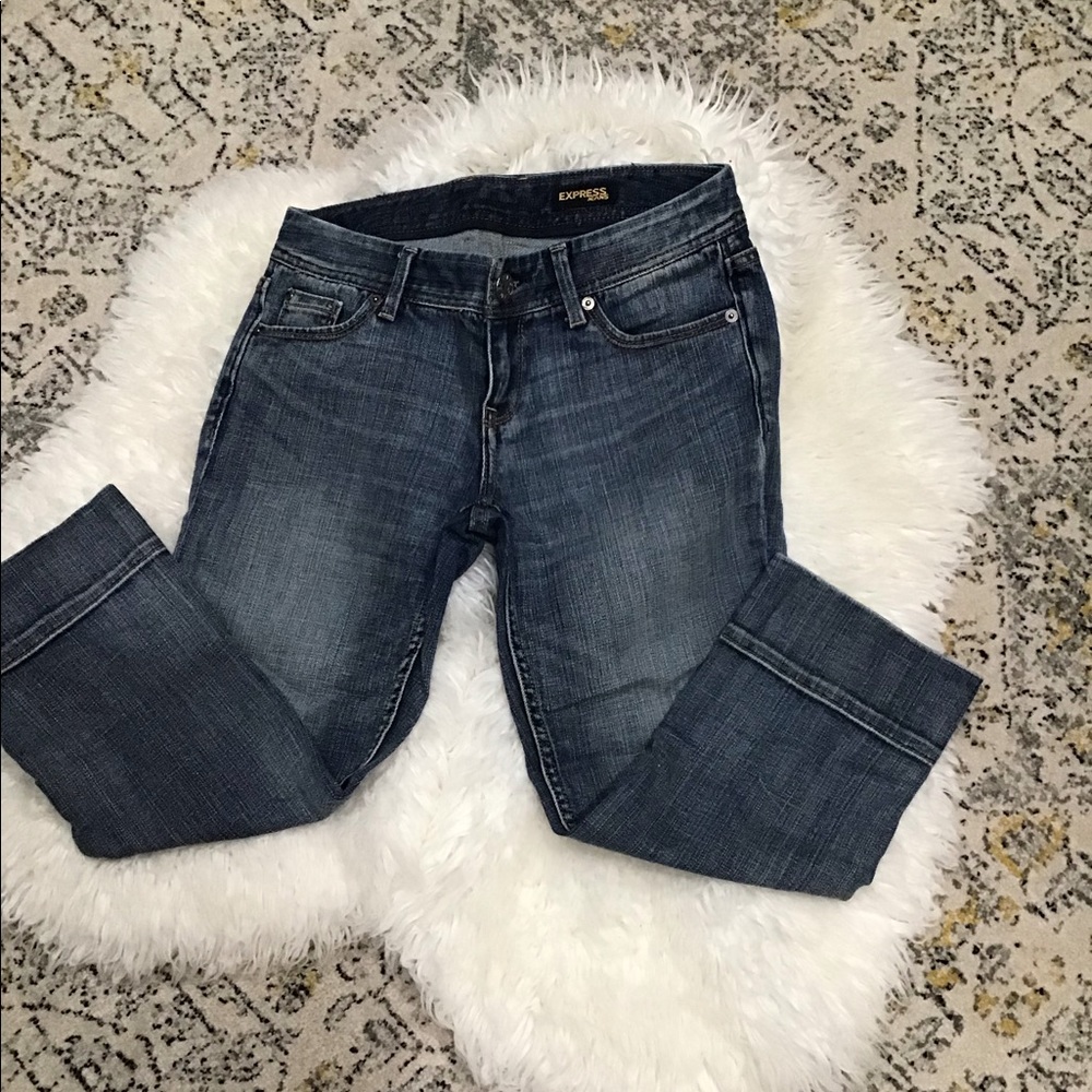 Express Capri’s; Women’s Size 4